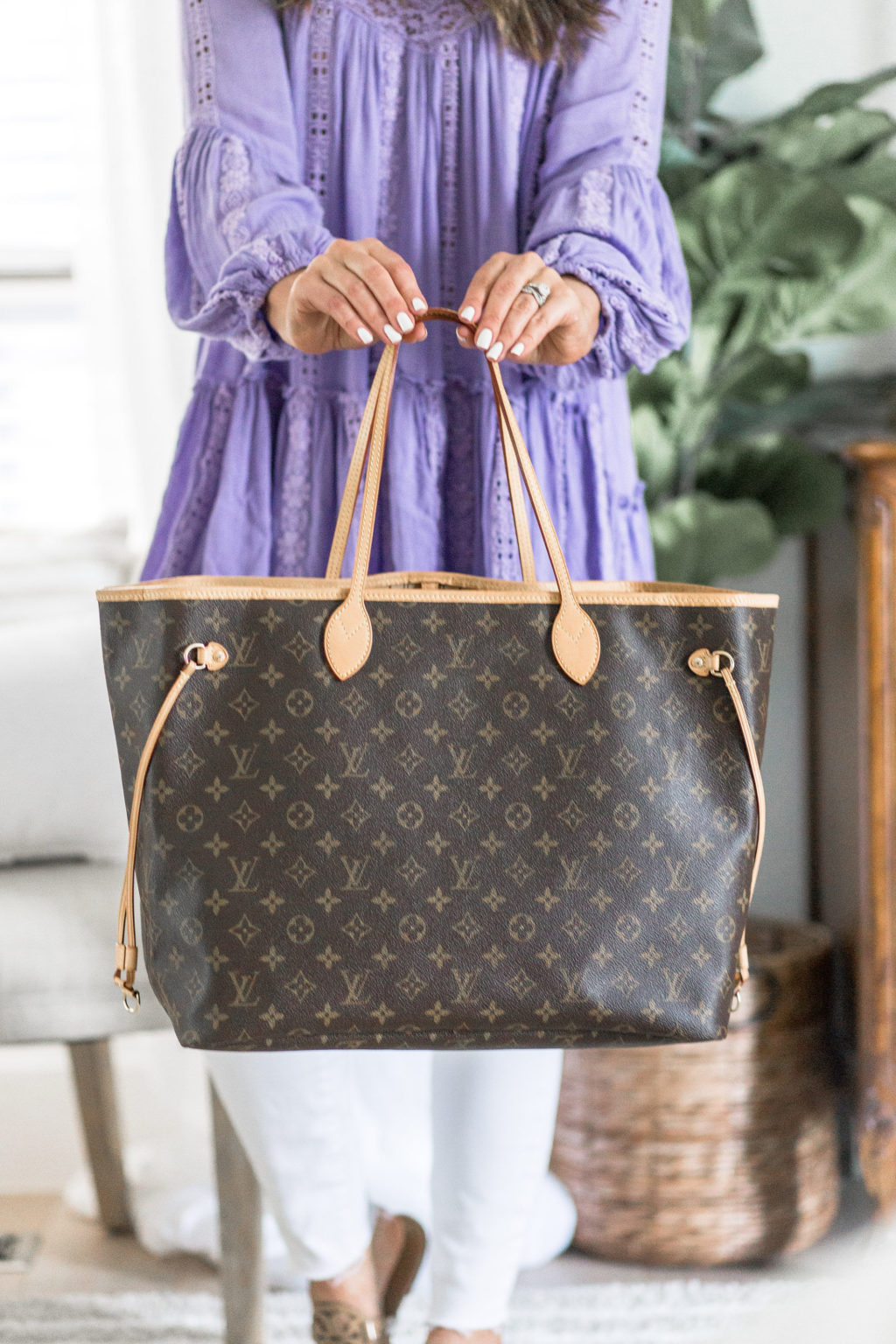 Louis Vuitton Neverfull Review + Why We Love Designer Consignment - The ...