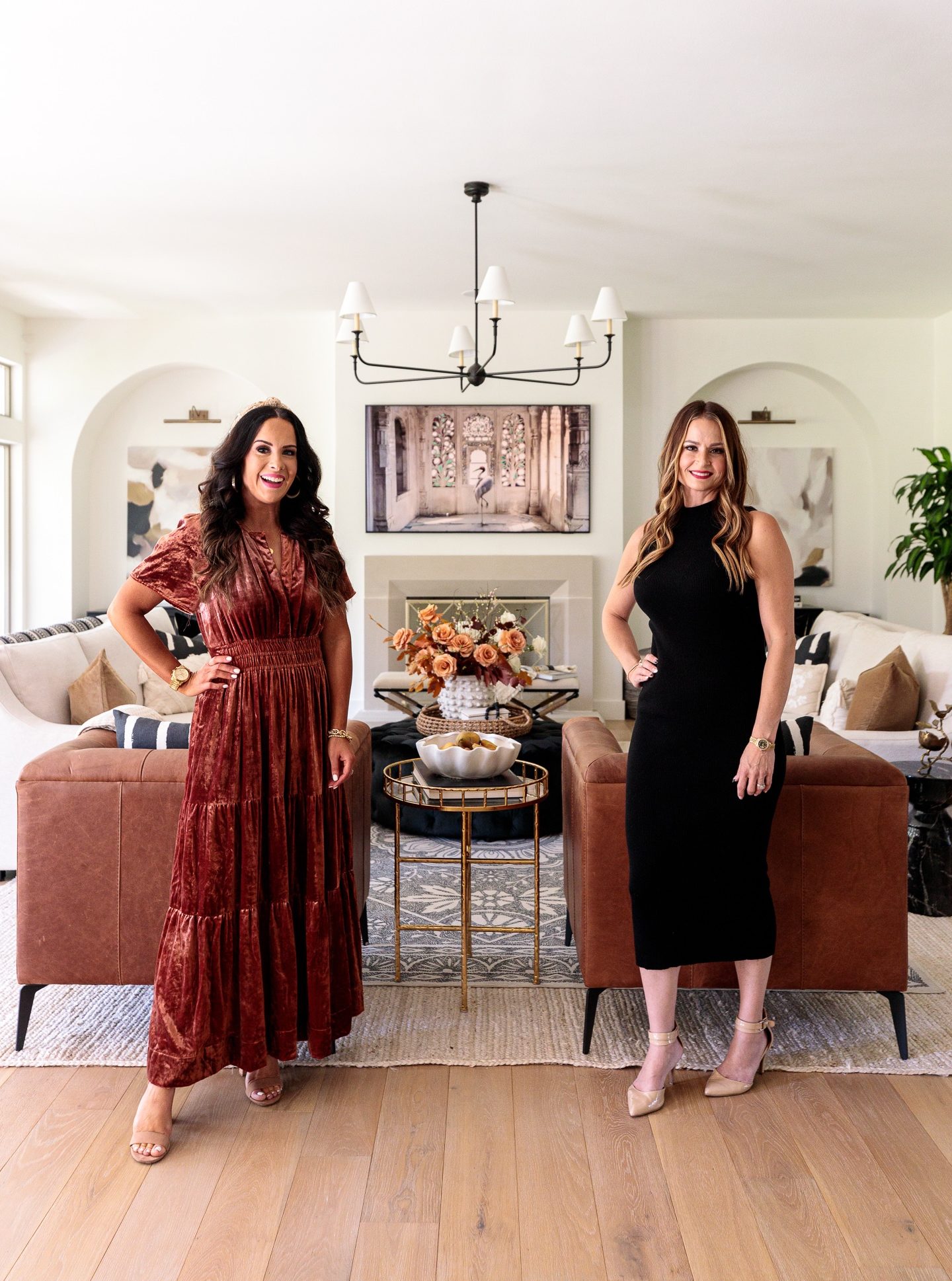 Lindsay's Chic Black & White Living Room Reveal - The Double Take Girls